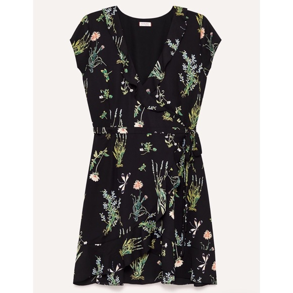 aritzia sunday best wrap dress